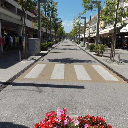 In 41085 Lejlighed *