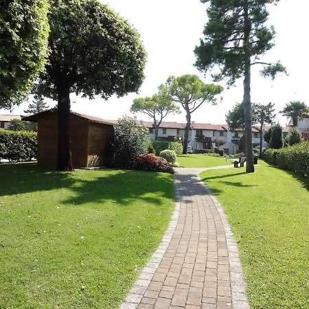 Lejlighed In 41085 *